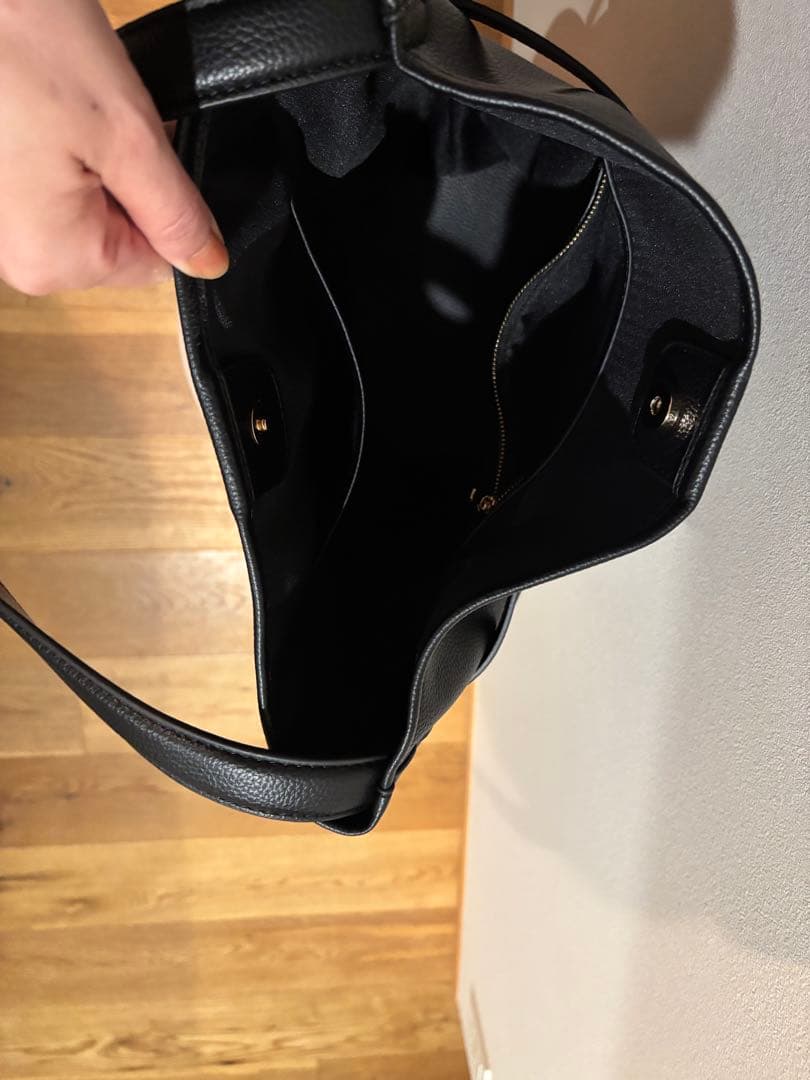 スローブイエナ　ベルトスクエアトートバッグ　ブラック