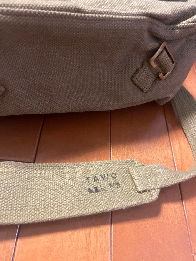 レア実物ベルギー陸軍ビンテージメッセンジャーバックパックサバゲー