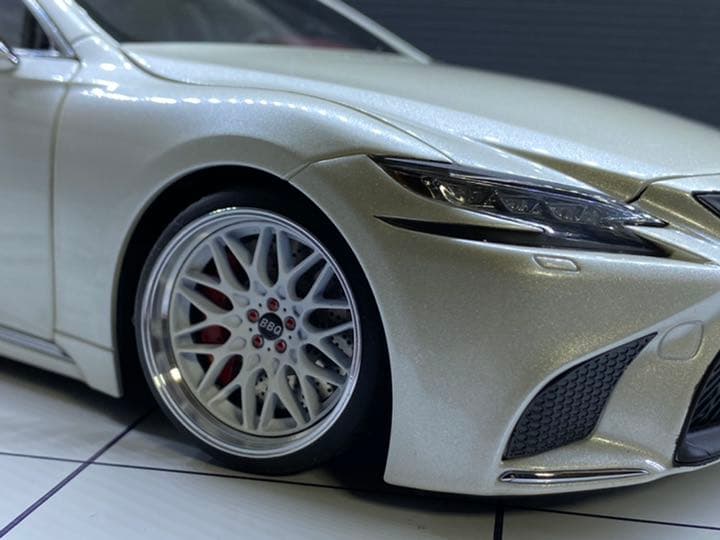1/18AUTOart LEXUSオートアート LS500h カスタム仕様