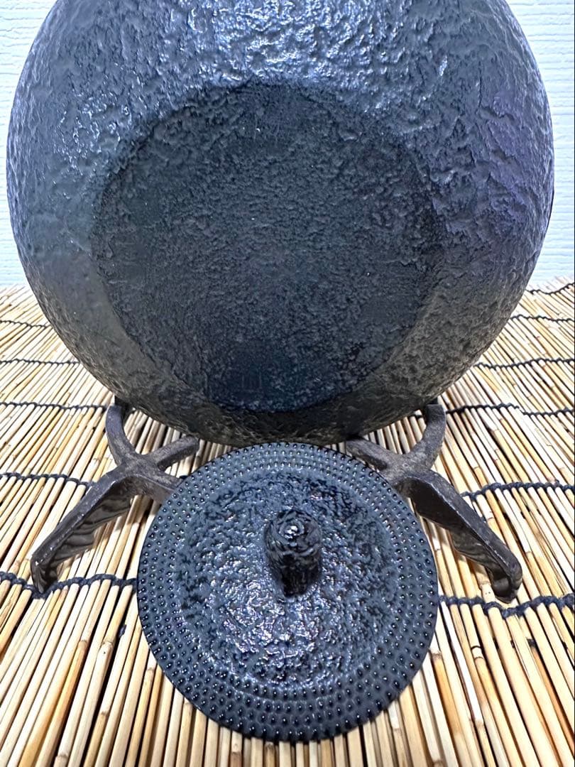 未使用品、供箱、栞、取説付 南部名工金秀 及春鋳造捻鉉算盤形アラレ