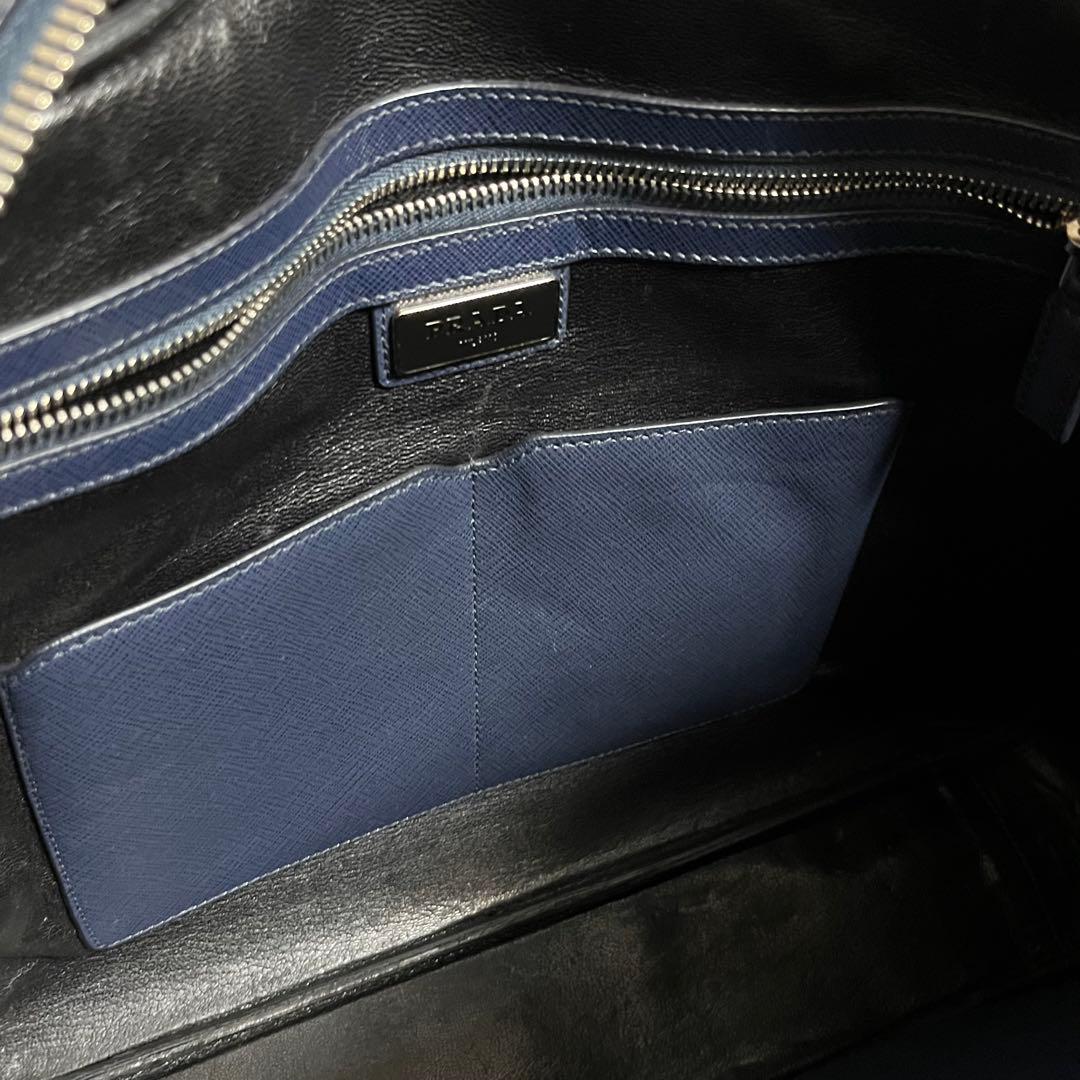 プラダ 現行 ネイビー レザー ビジネスバッグ サフィアーノ