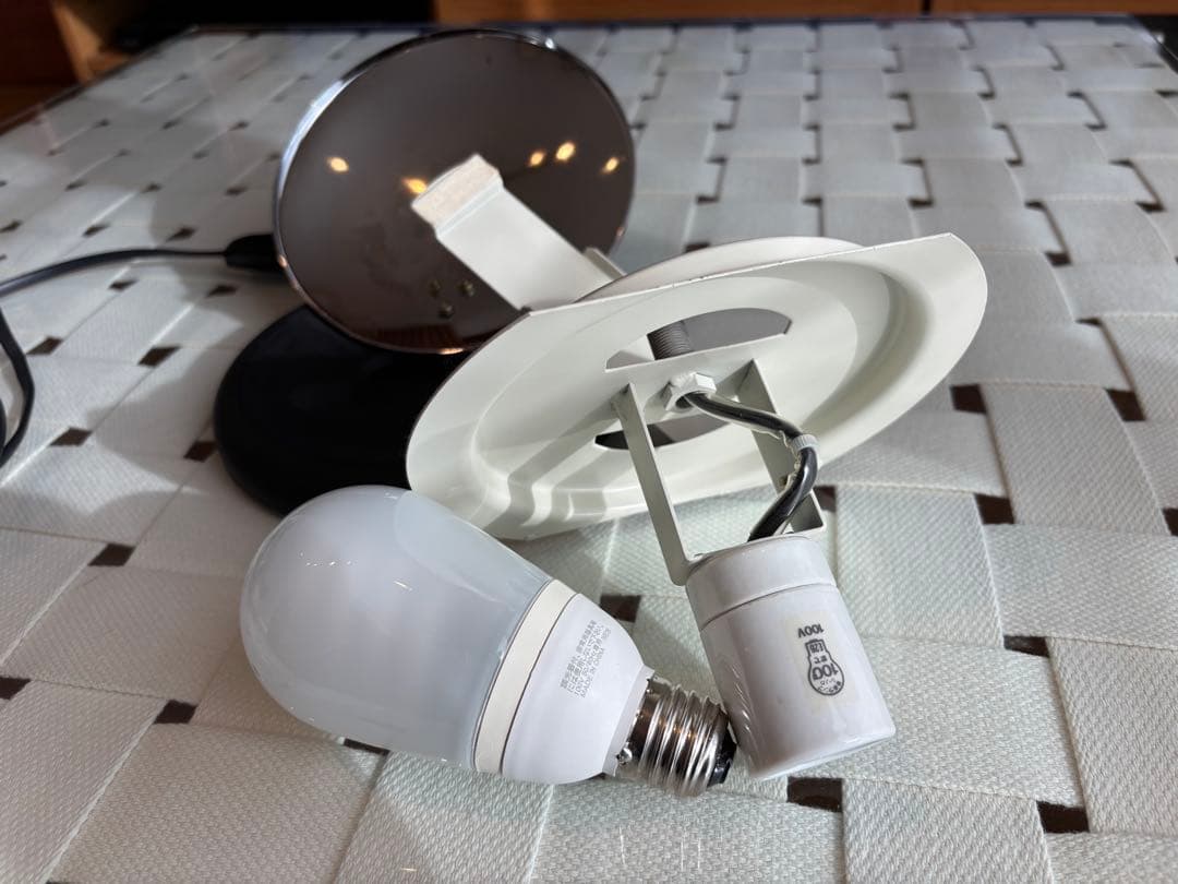 ヤマギワ照明フロアライト リンブルグS8203 yamagiwa LIMBURG - メルカリ