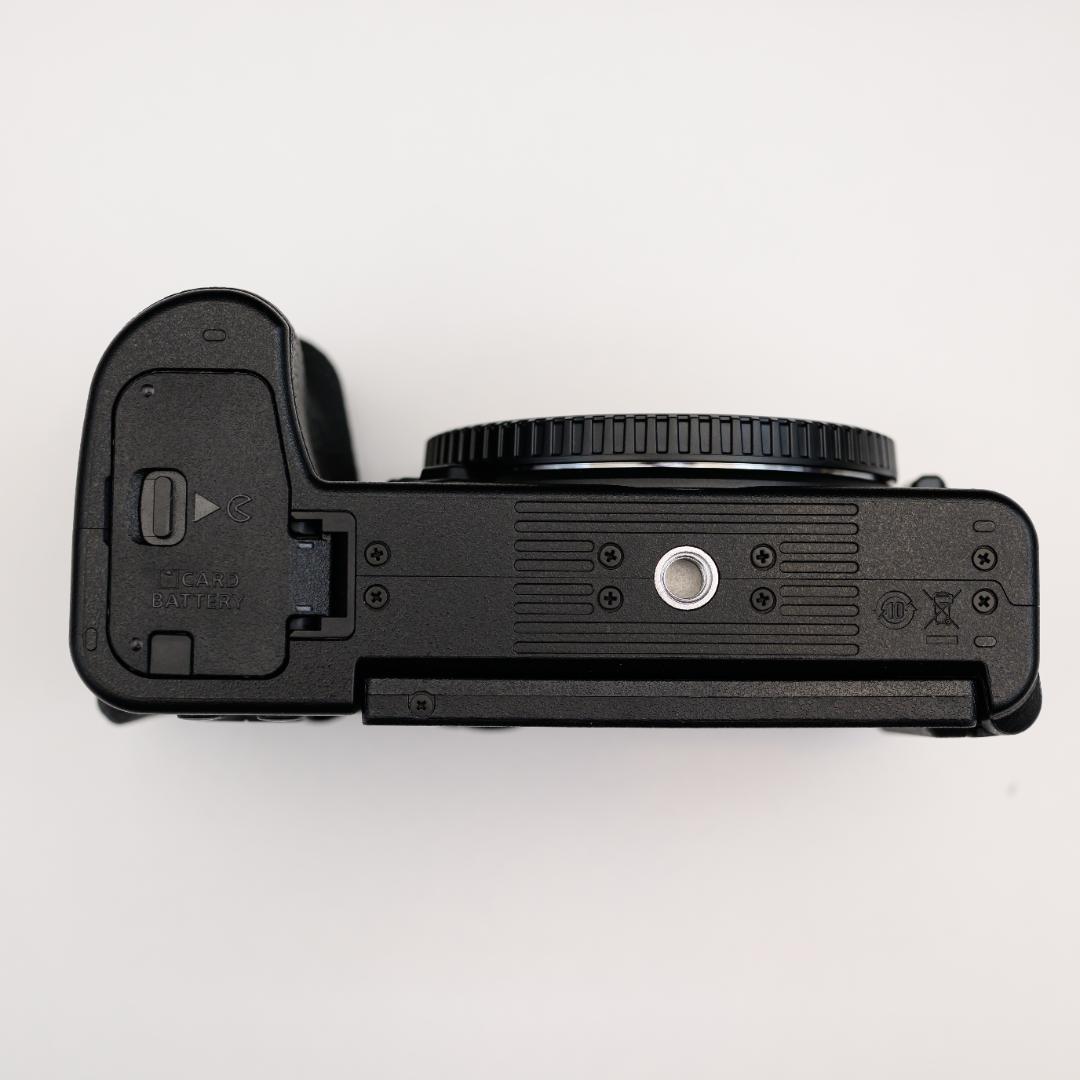 超美品・保証期間内】Nikon ニコン Z 30 ボディ