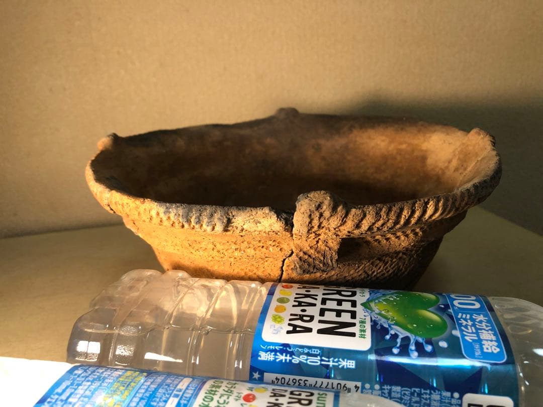 縄文土器の欠片 No.525」です。