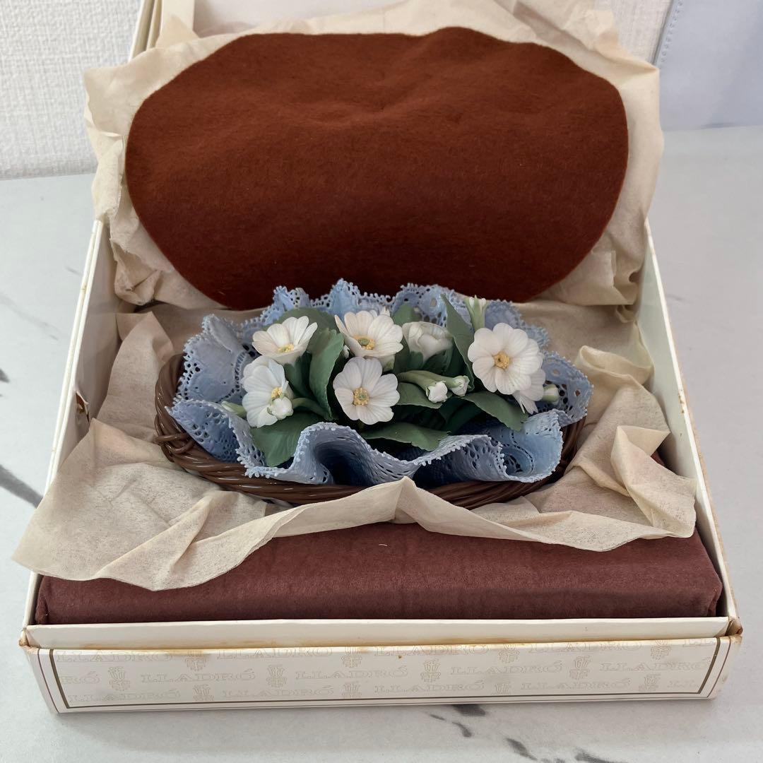 LLADRO リヤドロ フラワーバスケット (1.552.3)箱付き - メルカリ