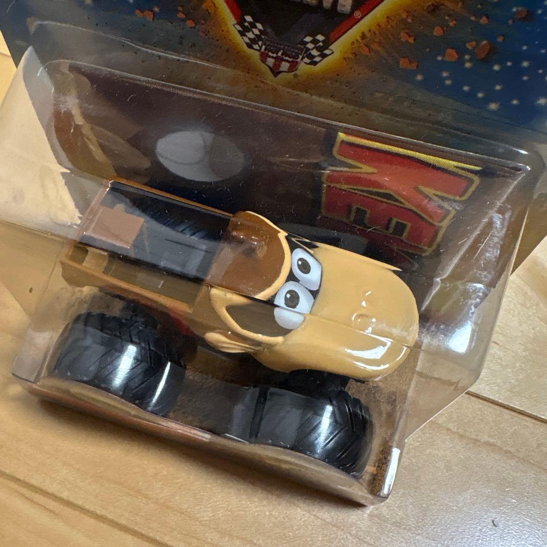 ホットウィール　モンスタージャム　2台　レア