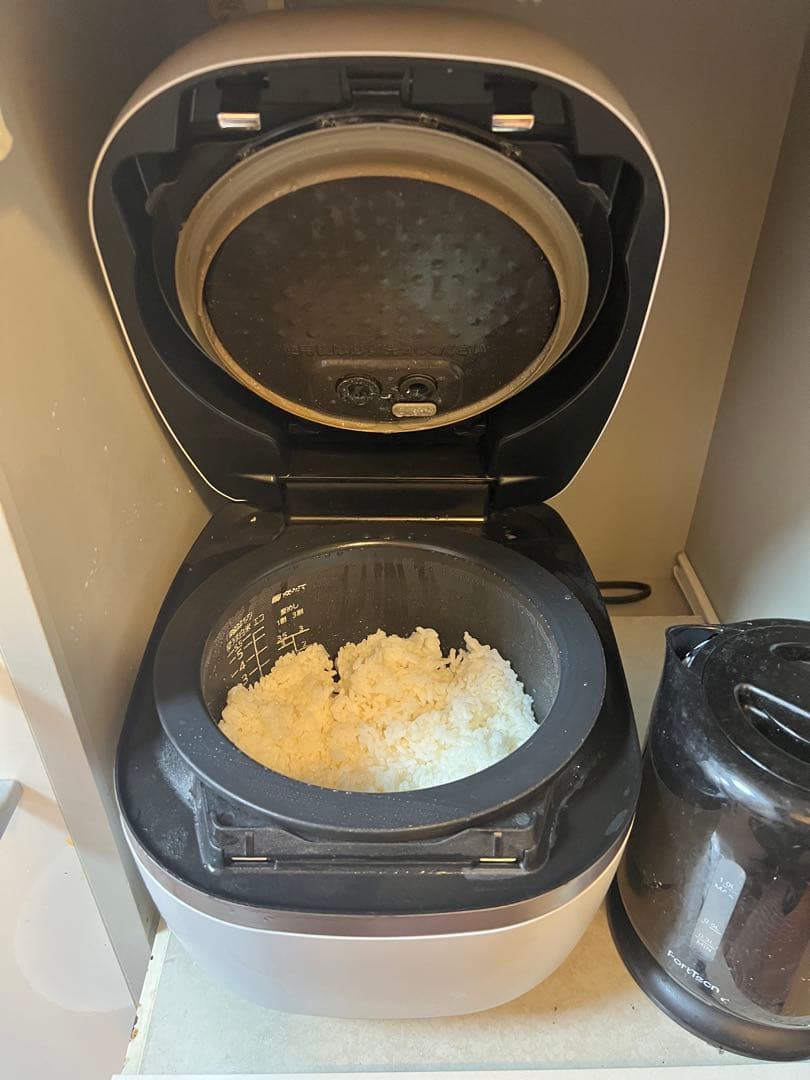 M*n様 動作品 タイガー JPG-X100 土鍋圧力IH炊飯ジャー 炊飯器