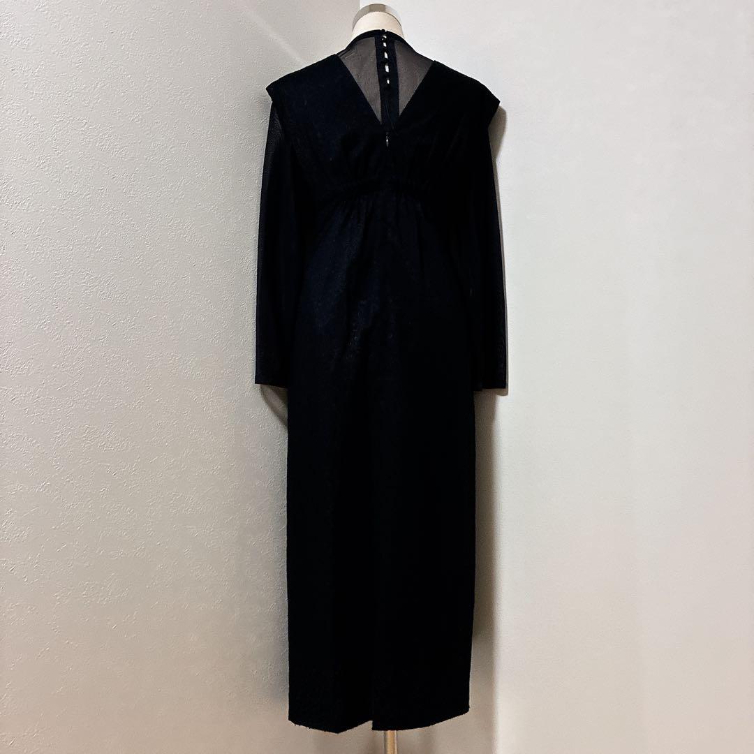 Vラインジャガードドレス / V line jacquard dress