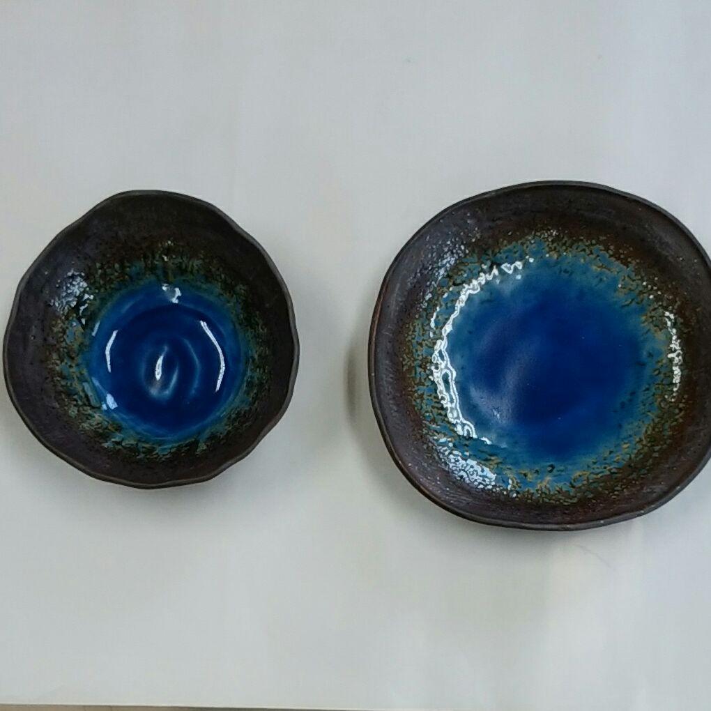 有田焼の花瓶と飾り皿