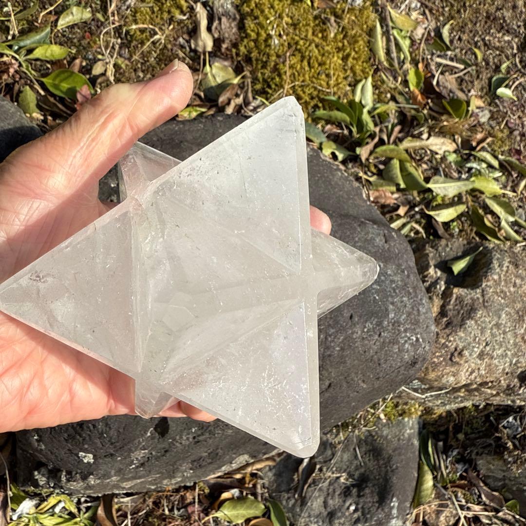 クリスタル 水晶 星型 神聖幾何学型オブジェ 約8cm✖️8cm