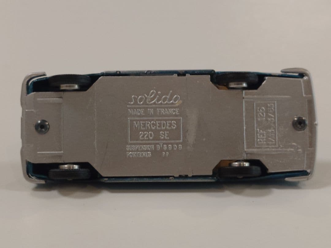 【Xmas Sale】SOLIDO REF 126 MERCEDES 220SE