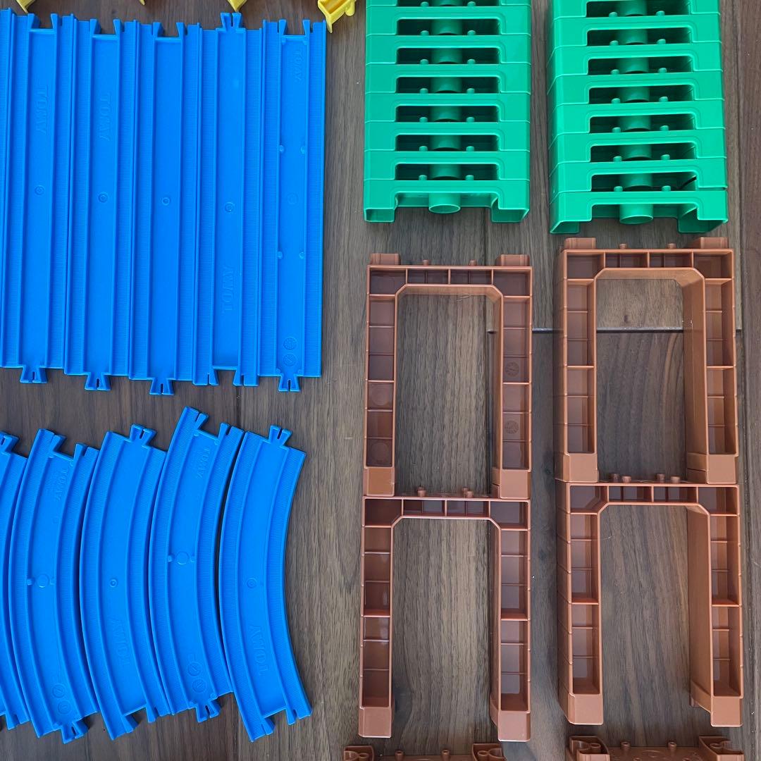 トミカ・プラレール大量まとめ売り