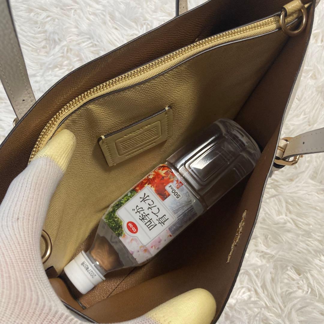 極美品　現行　コーチ　ショルダーバッグ　2way　モリー トート 25　レザー