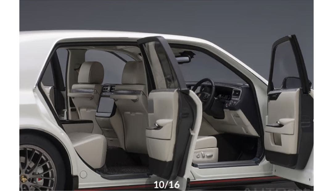 新品 オートアート 1/18 トヨタ センチュリー GRMN パールホワイト