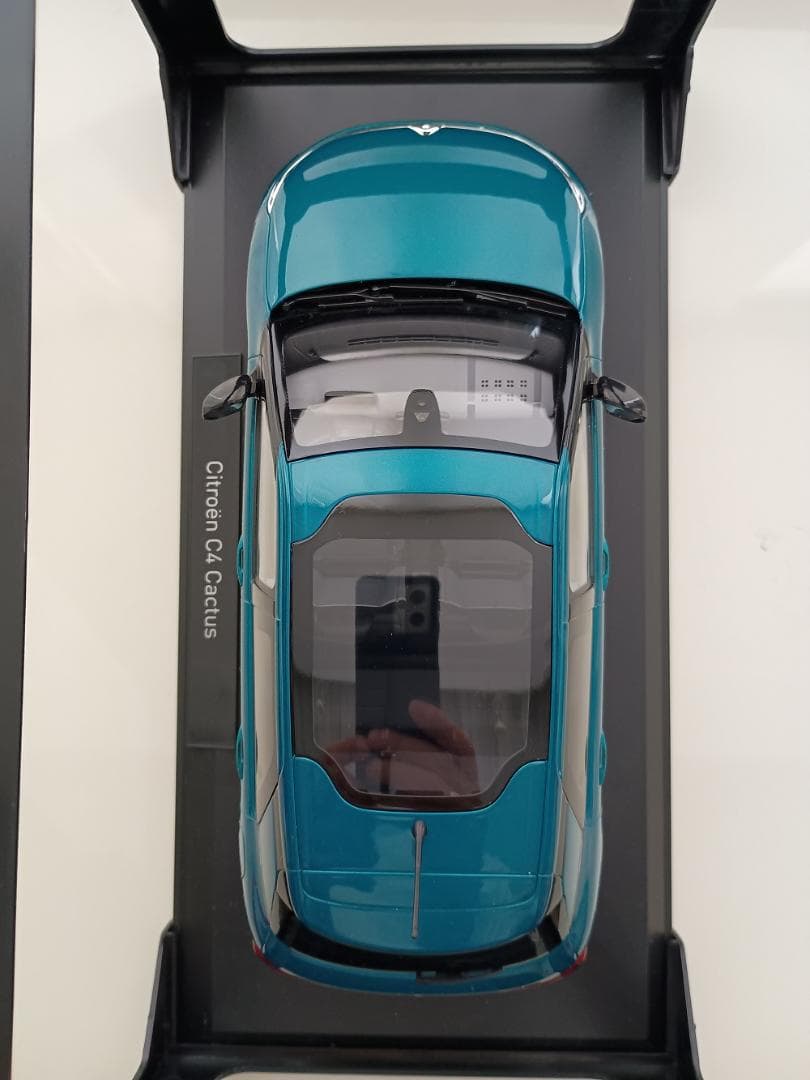 ノレブ シトロエン Citroen C4 カクタス 2018 1/18