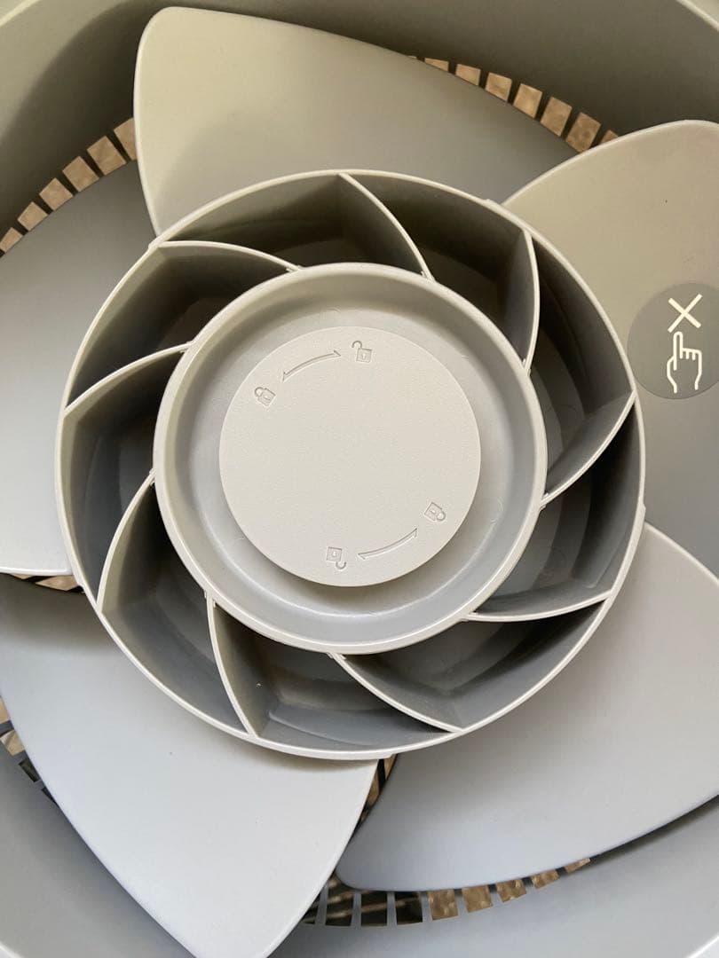 【動作確認済】2023年製　cado サーキュレーター　グレー　STR-1800