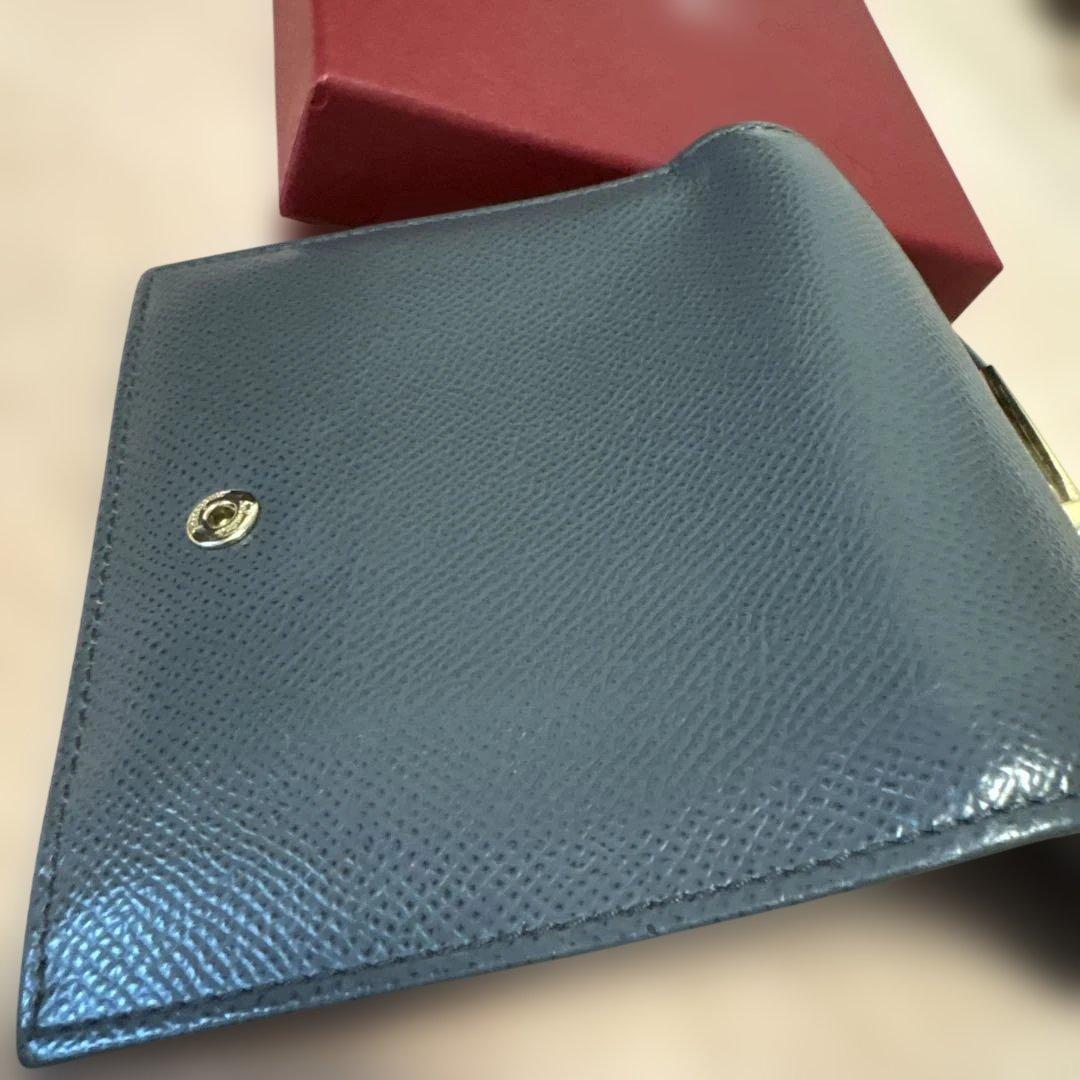Salvatore Ferragamo 二つ折り財布
