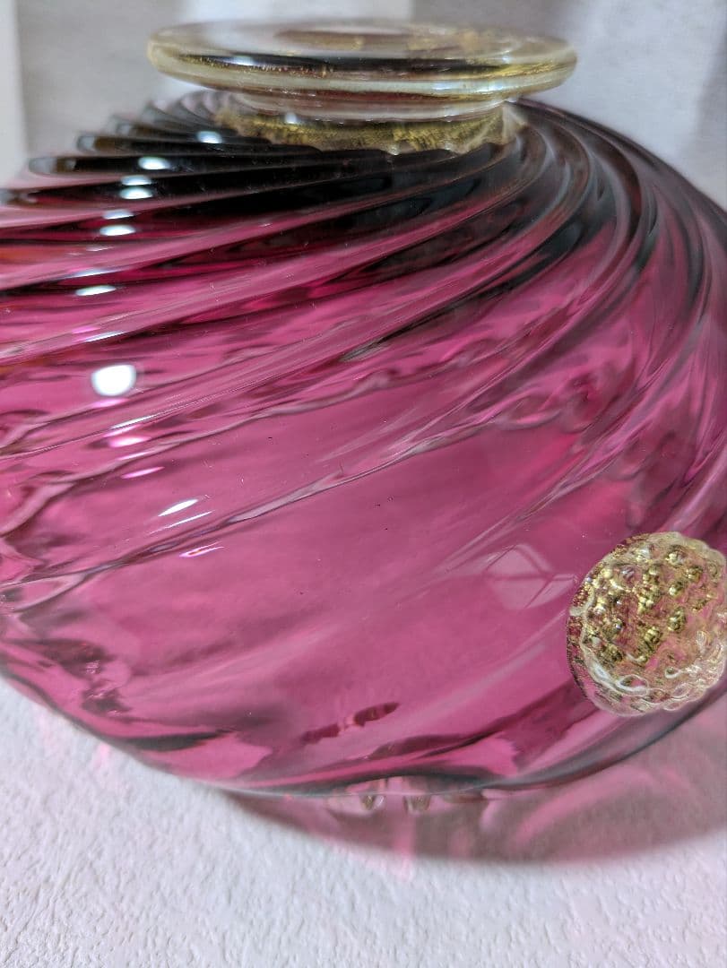 ベネチア クランベリーのガラスボウル 波状の縁取り お値下げ中
