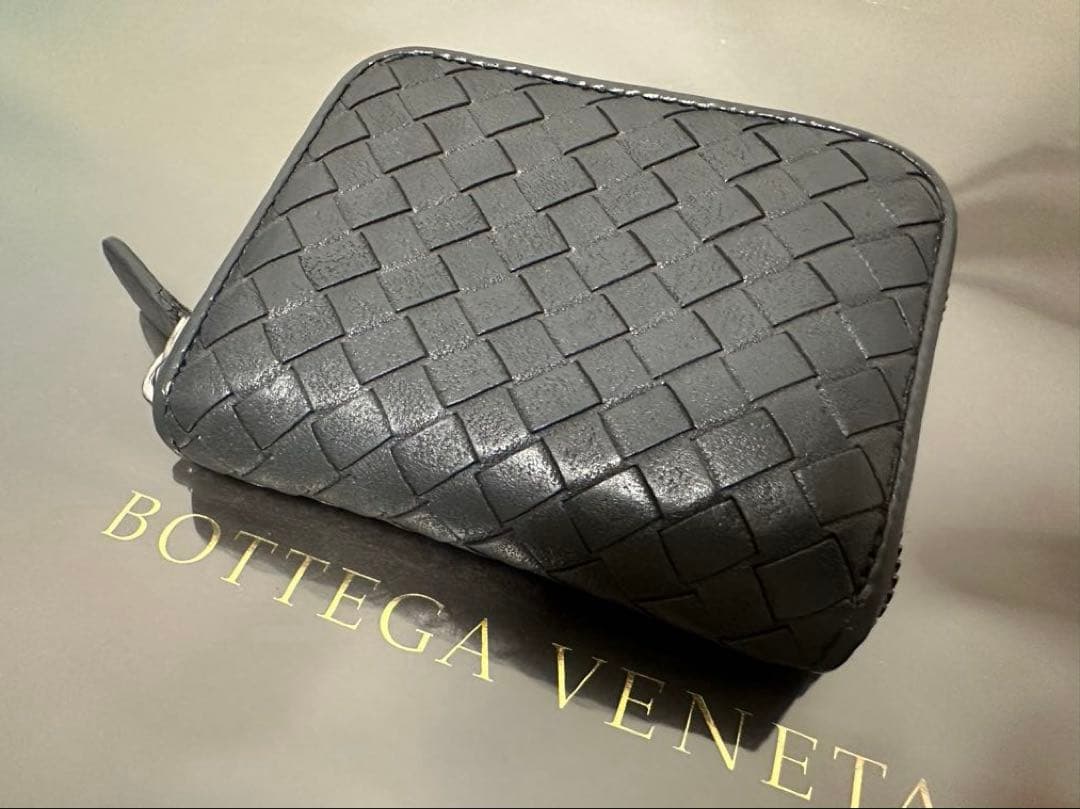 【付属品付】ボッテガヴェネタ イントレチャートケース/ラム/灰1️⃣✨✨