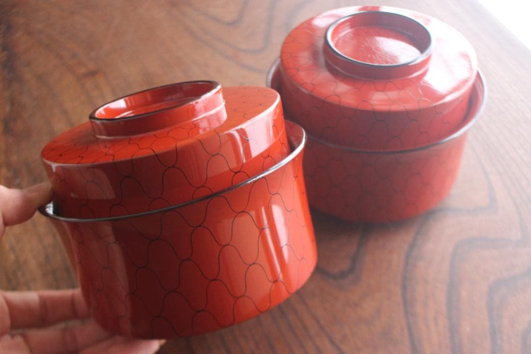 デッドストック！上質朱漆に風情ある網目文の映える筒形大椀2