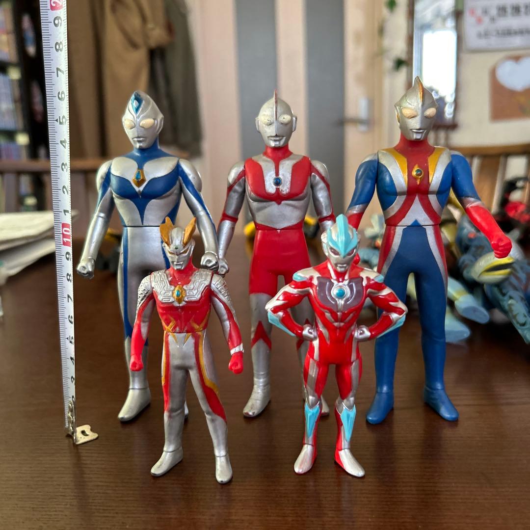 ウルトラマン　ソフビ　怪獣　まとめ売り