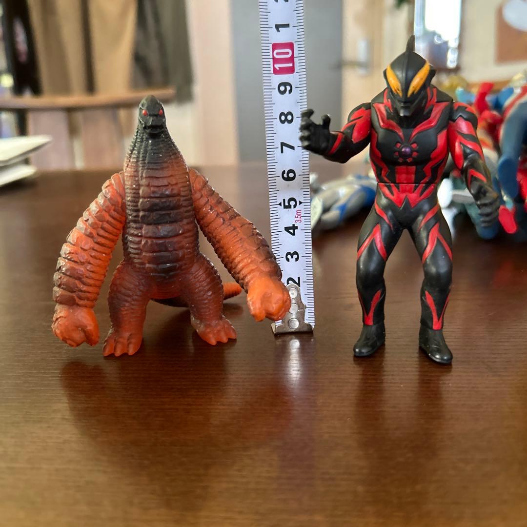 ウルトラマン　ソフビ　怪獣　まとめ売り