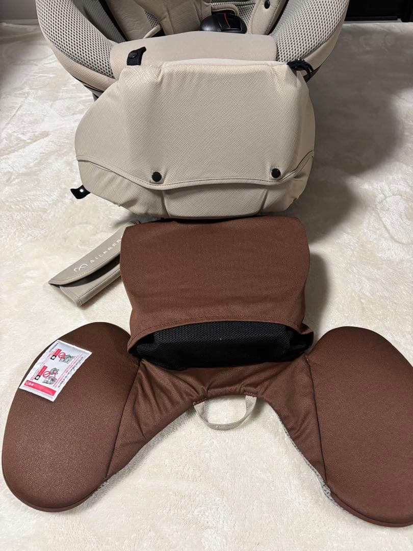 【美品】AILEBEBE クルットR グランス ISOFIX取付チャイルドシート