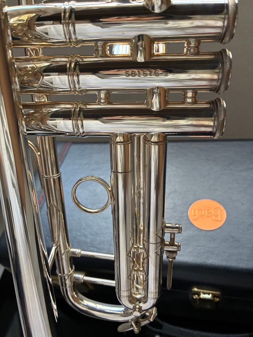 Bach トランペット（シルバーメッキ／ケース付）