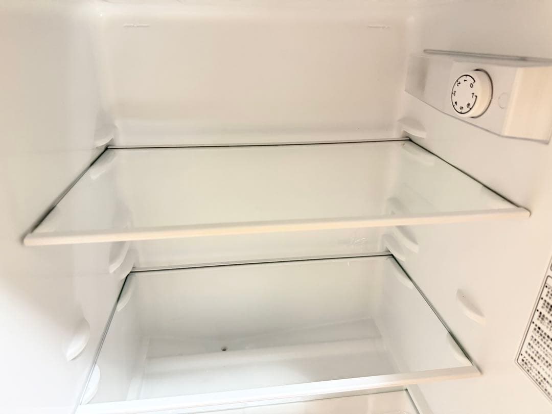 大幅値下げ‼️早い者勝ち‼️Hisense ホワイト 冷蔵庫 上開き