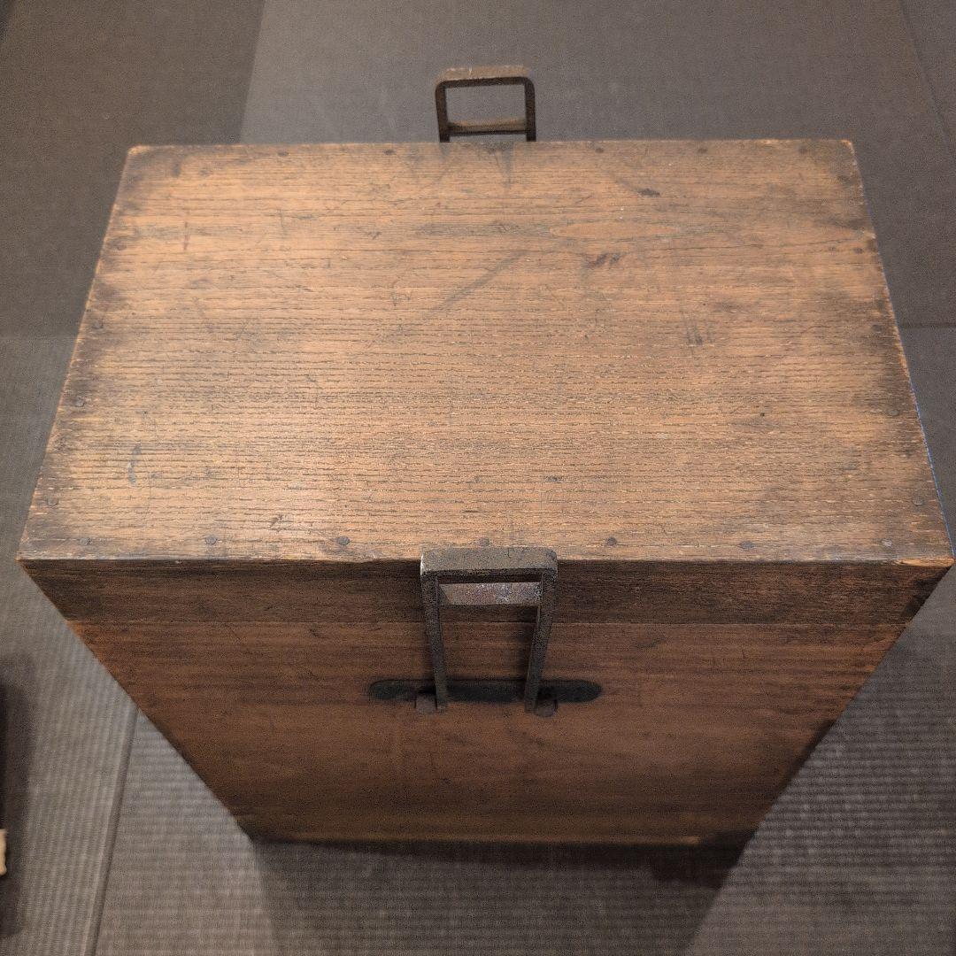 茶道具 野点 漆弁当箱 木製漆水筒（金具） 重箱