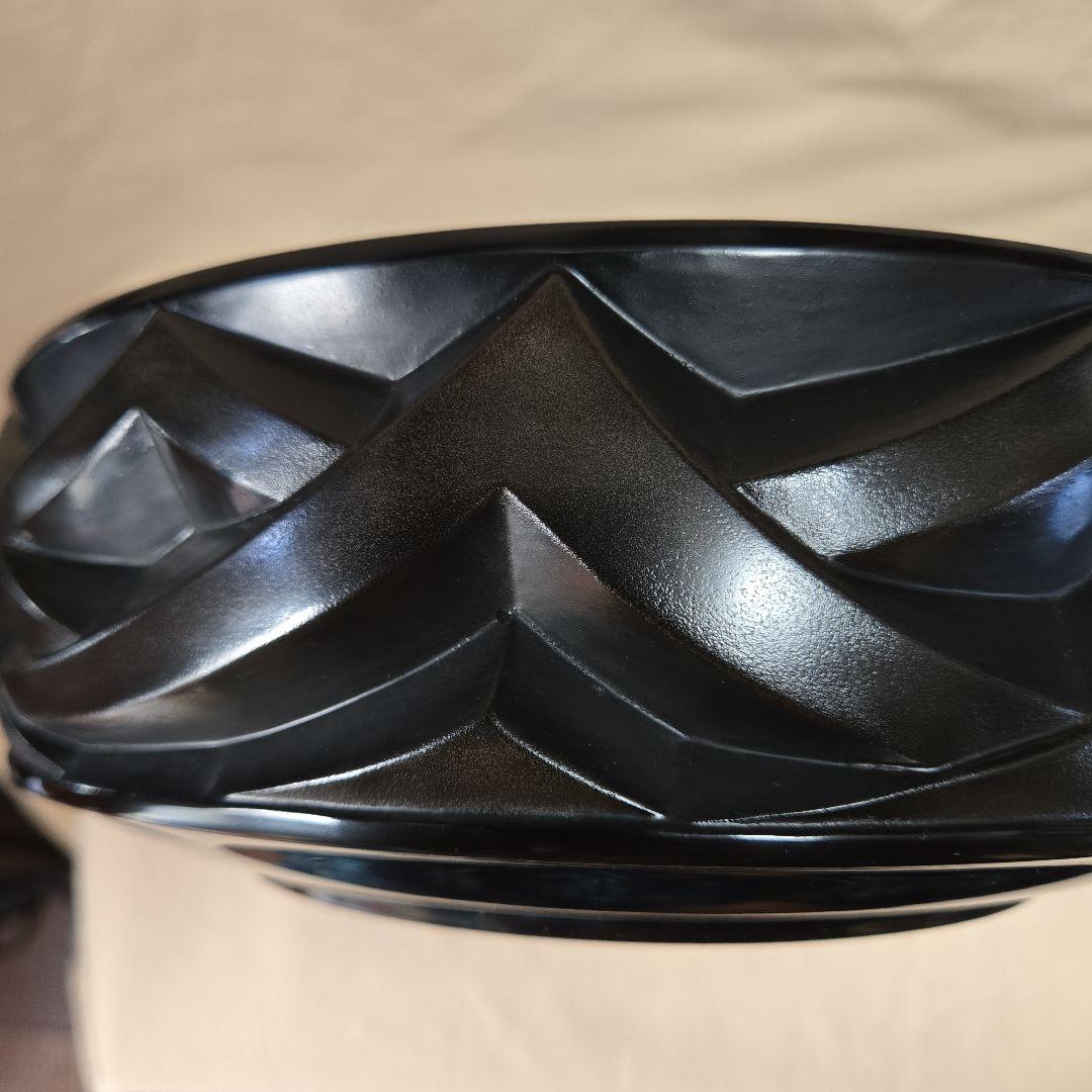 伝統工芸品 漆器 黒色彫刻模様の鎌倉彫 創作鉢 菓子器