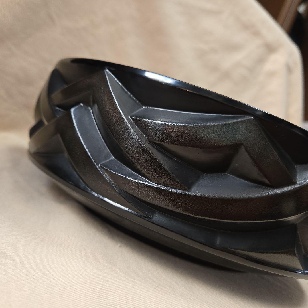 伝統工芸品 漆器 黒色彫刻模様の鎌倉彫 創作鉢 菓子器