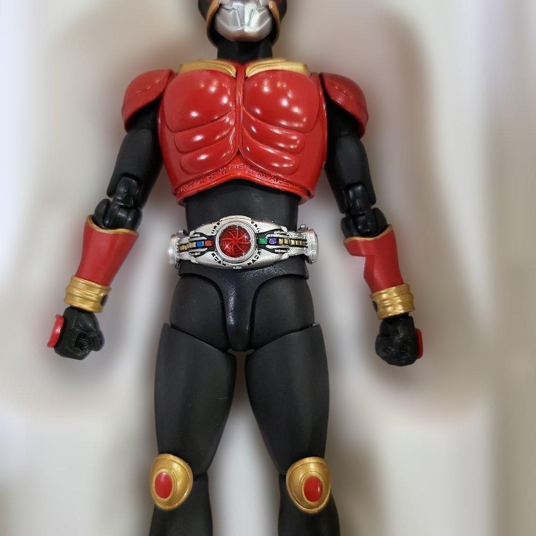 仮面ライダークウガ　真骨彫　マイティフォーム Limited Edition