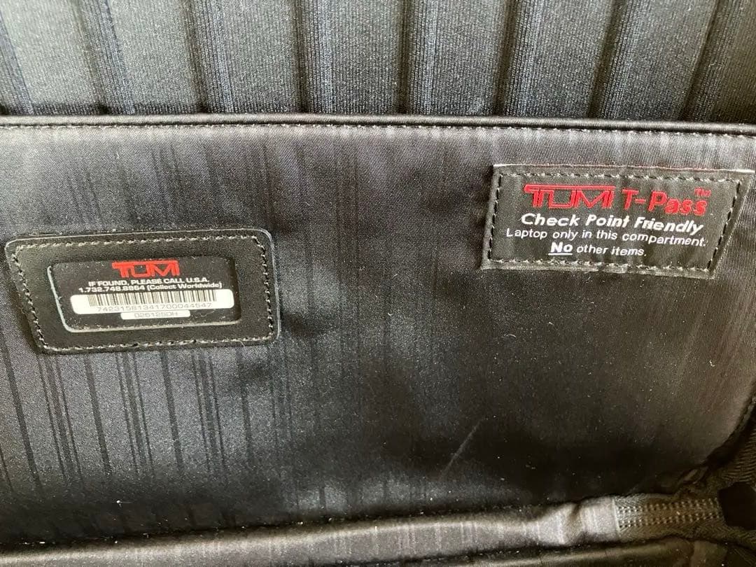 ⚠️genuine激レア 美品TUMI TPASS PCケース