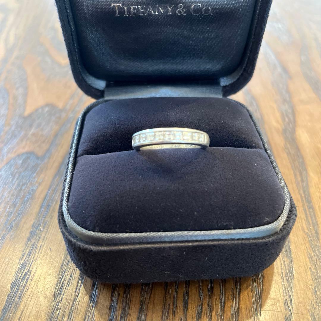 ティファニー Pt950 プリンセスカット ハーフエタニティダイアモンドリング