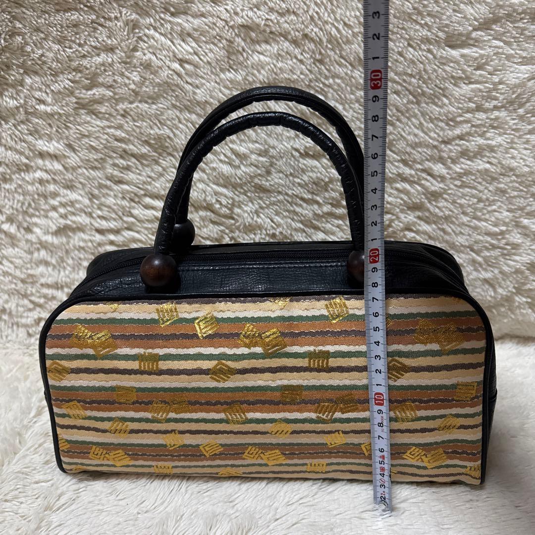 【美品】利休　和装用バッグ ストライプ模様 木製ワンポイント