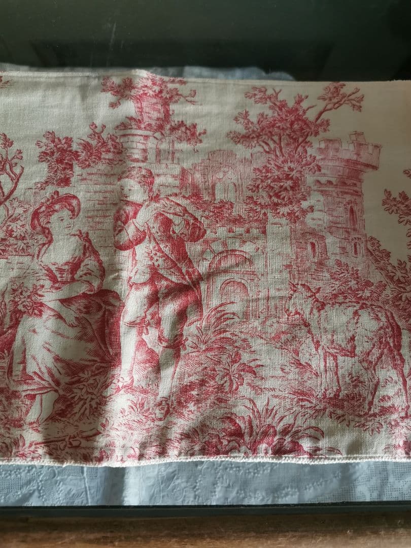 アンティーク トワルドジュイ 子供とカップルと天使 田園風景 ランナー