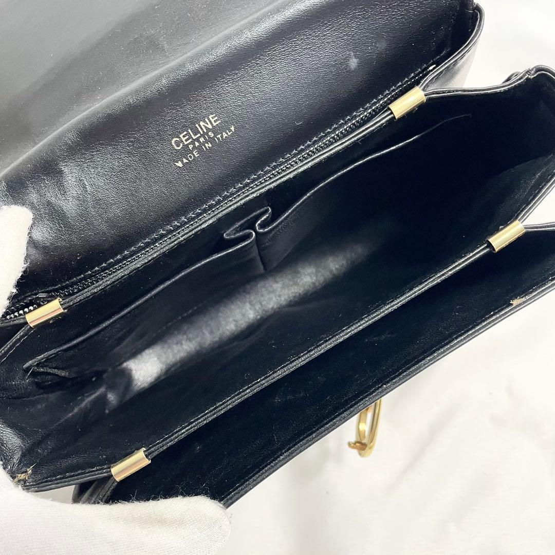 セリーヌ ショルダーバッグ 馬車金具 カーフレザー ブラック 黒 大容量 多機能
