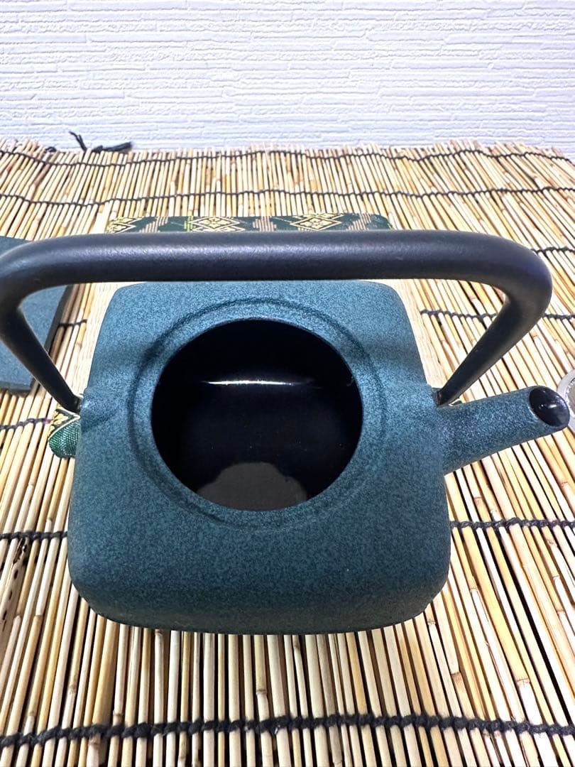 菊地保寿堂奥山清行デザインティーポットよほうS 鉄瓶敷きおりがみ