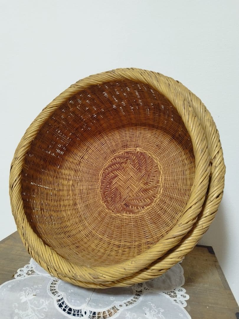 竹籠 花入れ 花器 花入 竹細工 編み 花籠 華道具 Q1891 壁に花を