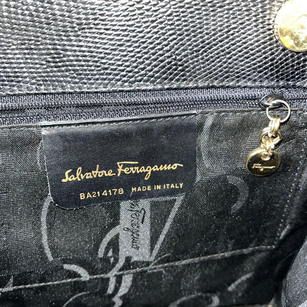 美品✨サルヴァトーレフェラガモ　ハンドバッグ　ヴァラ　VARA ブラック　レザー