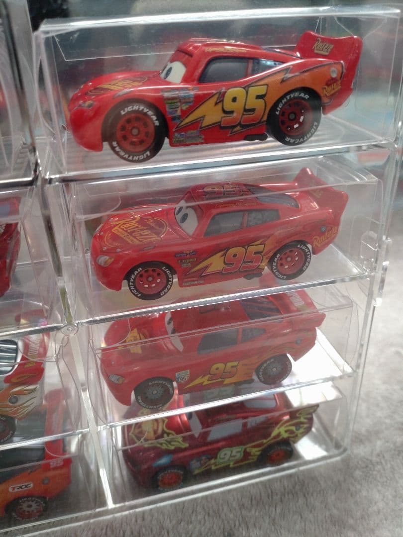 Mattel　マテル　カーズ　ミニカー　ケース付属　まとめ売り　おまけ付き