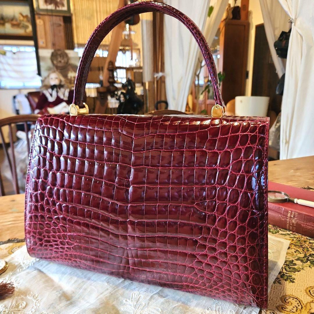クロコダイル グレージング シャイニング ハンドバッグ