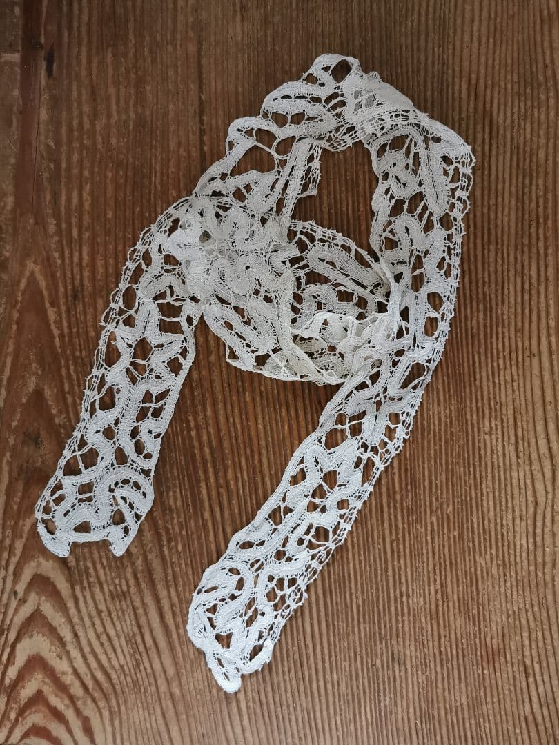 アンティーク ボビン編みリネンレース 艶と光沢のあるショール アイボリーエクリュ アンティーク ボビン編みリネンレース 艶と光沢のあるショール