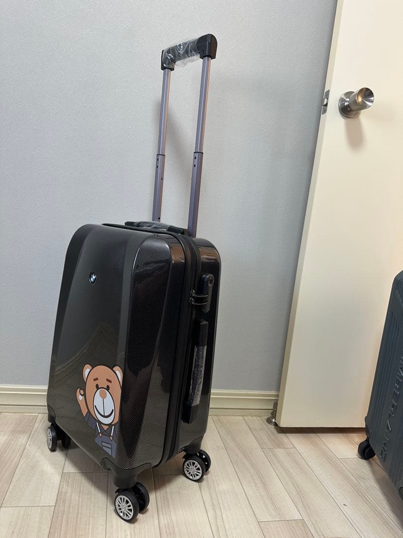BMW ベアデザイン・ブラックキャリーケース（機内持ち込みサイズ）