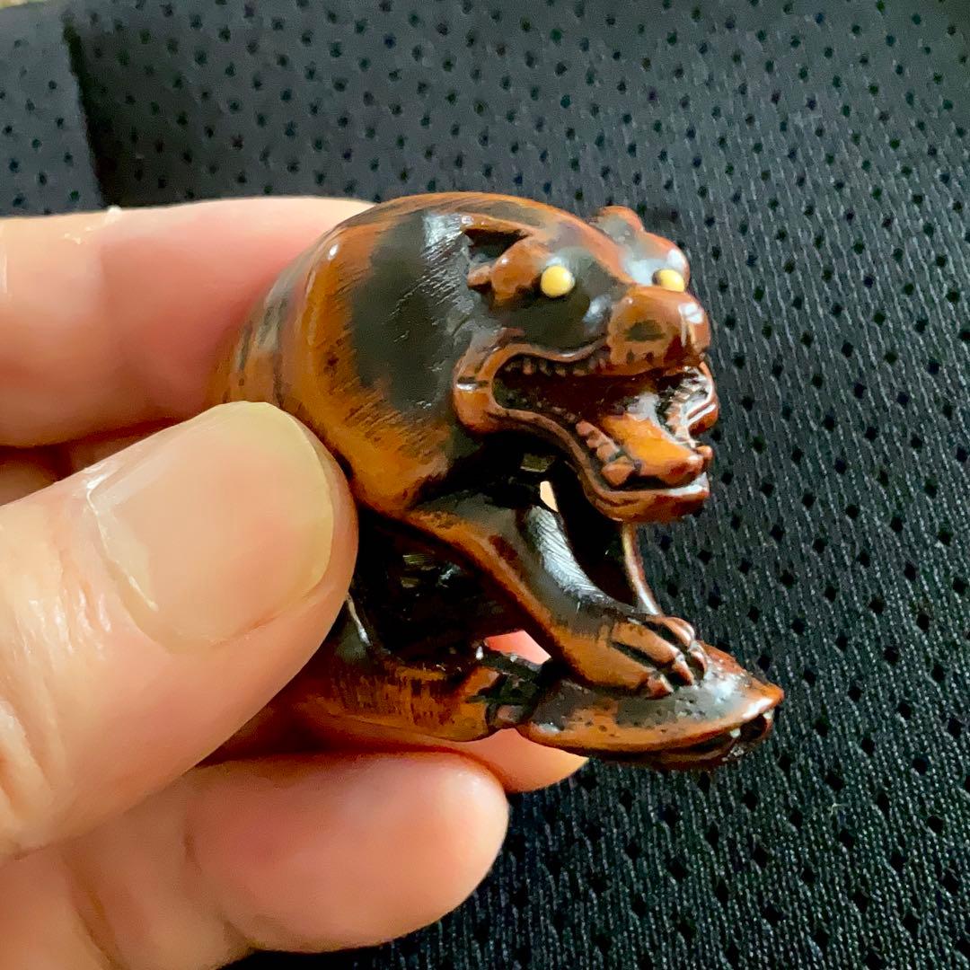 木彫狼亀根付 江戸時代 彫銘: 正友