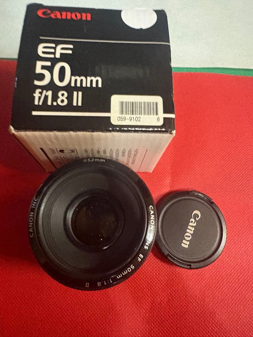 Canon EF 50mm f/1.8 II レンズ 元箱・説明書付き