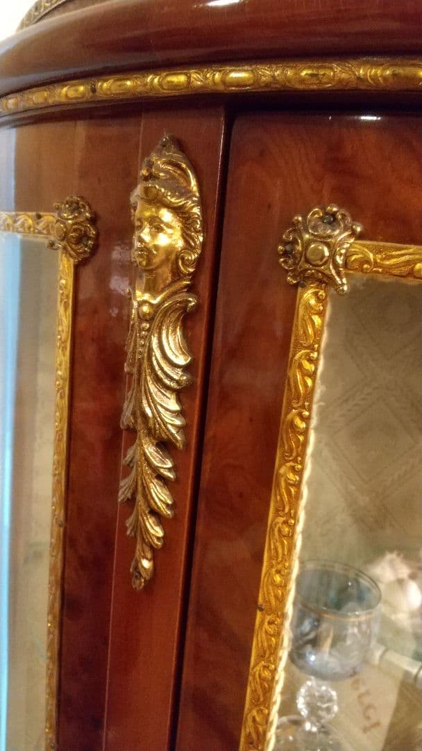 高級輸入家具①】スペイン製 ガラスキャビネット キュリオケース