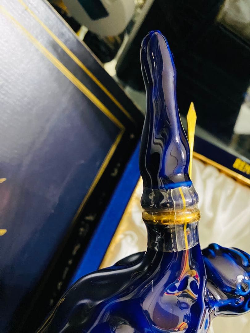 REMY MARTIN CENTEAU LIMOGES 700ml. REMIY MARTIN レミーマルタン