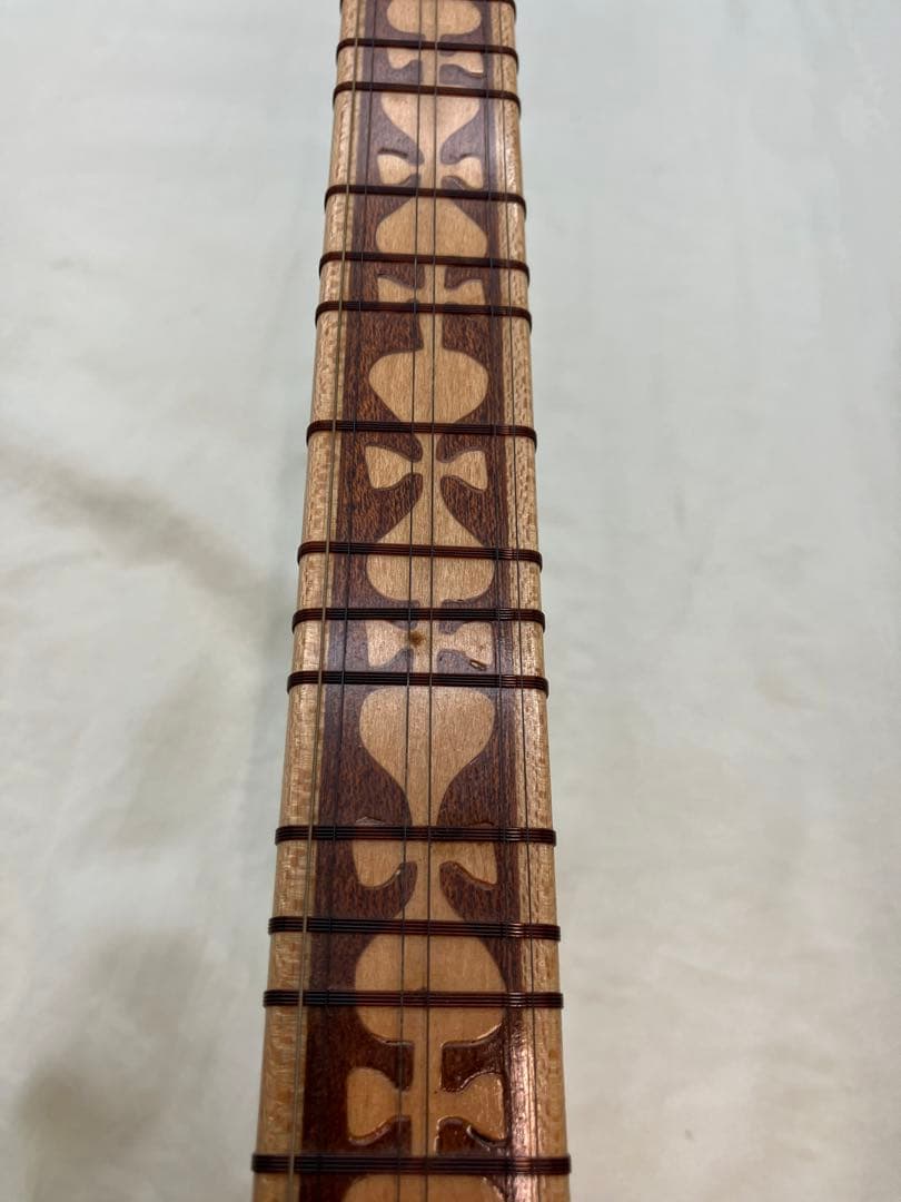 トルコ　サズ　Saz 民族楽器　弦楽器 ②